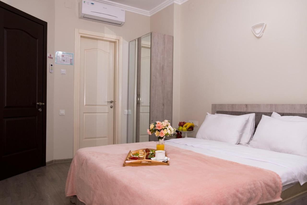 Art Hotel Batumi Eksteriør bilde