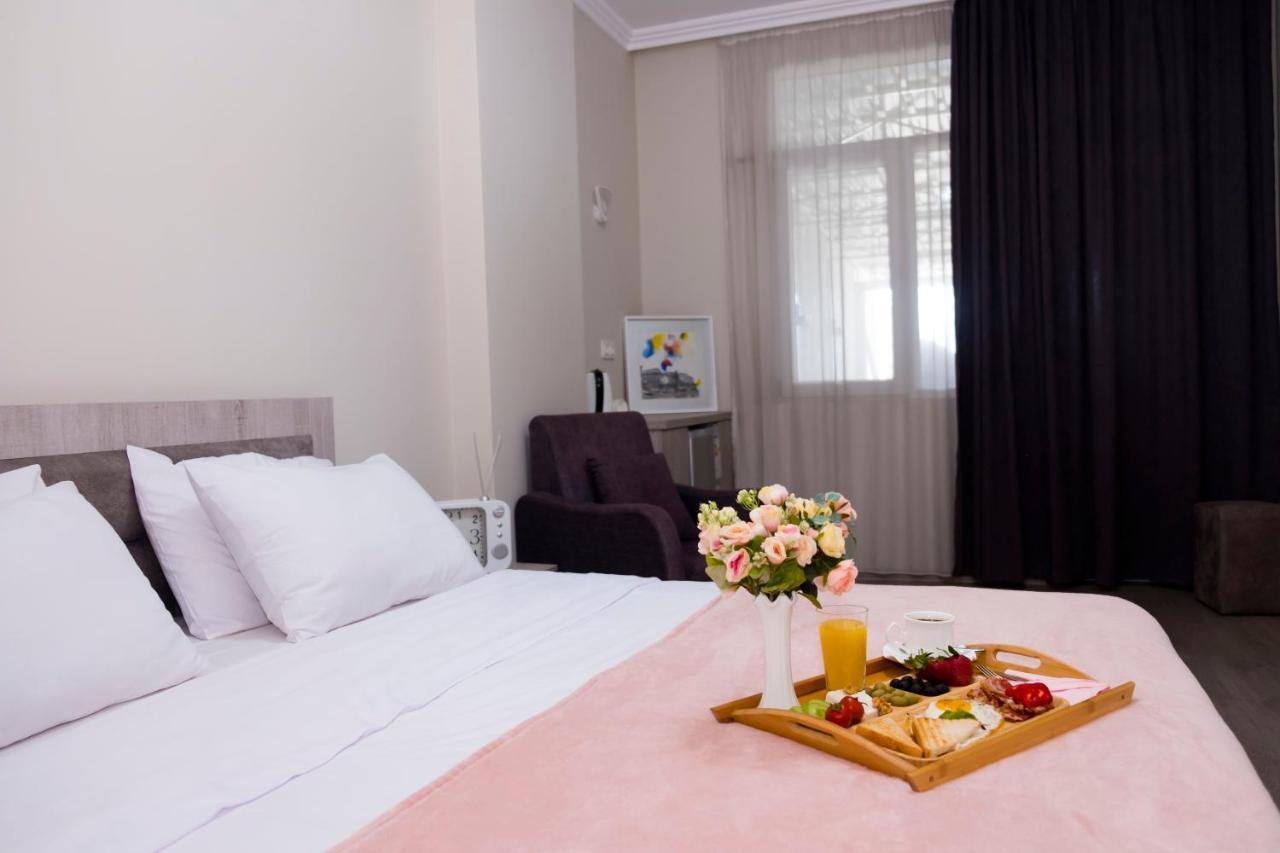 Art Hotel Batumi Eksteriør bilde