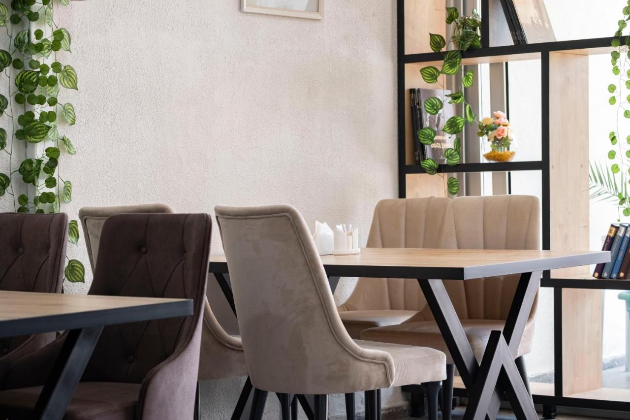 Art Hotel Batumi Eksteriør bilde