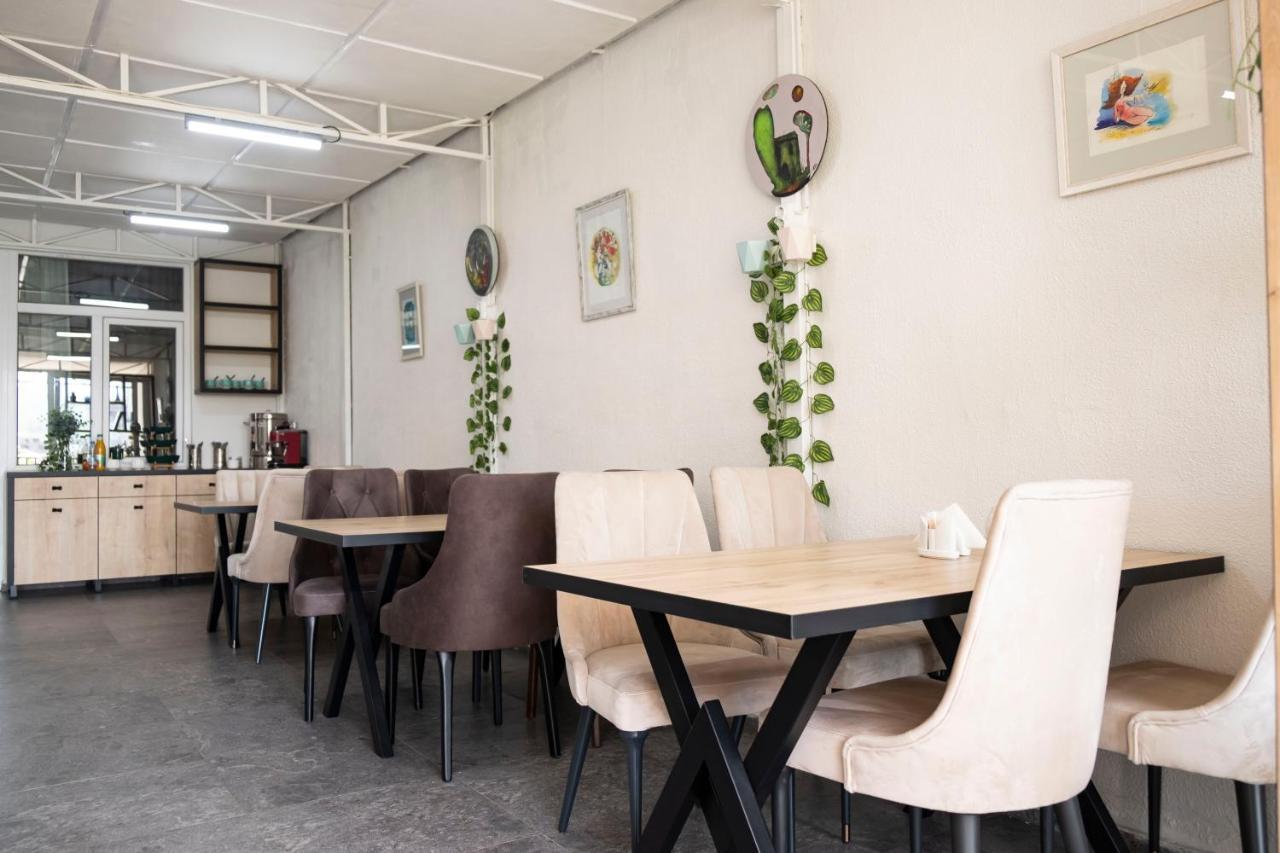 Art Hotel Batumi Eksteriør bilde